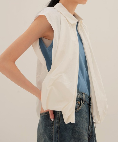 DRESSLAVE(ドレスレイブ)の「balloon sleeveless zip blouse(バルーンノースリーブジップブラウス)(シャツ/ブラウス・レディース・ホワイト・38)」の2枚目の写真