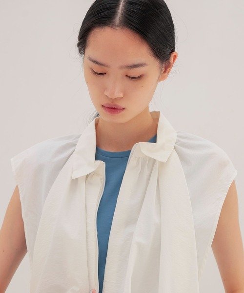 DRESSLAVE(ドレスレイブ)の「balloon sleeveless zip blouse(バルーンノースリーブジップブラウス)(シャツ/ブラウス・レディース・ホワイト・38)」の4枚目の写真