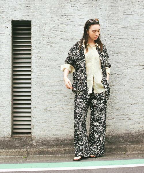 URBAN RESEARCH(アーバンリサーチ)の「リネン2WAYシャツ(シャツ/ブラウス・レディース・ベージュ/ブルー系その他/ホワイト/ブラウン/ピンク系その他・FREE)」の13枚目の写真