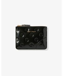 Wallet COMME des GARCONS（ウォレットコム デギャルソン）の「【DOTS EMBOSSED】SMALL ZIP POUCH（ポーチ）」