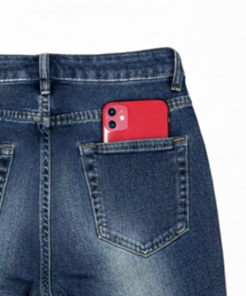 NANEA（ナネア）の「ベルトデザインフレアデニムパンツ（デニムパンツ・レディース・ブラック/ネイビー・SMALL/MEDIUM）」の9枚目の写真