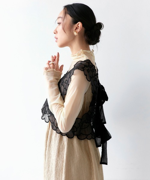 RUIRUE BOUTIQUE(ルイルエブティック)の「オケージョン 結婚式ドレス | 前後2WAY シアー リボン ジレ & リップル フレア ワンピース ドレス | パーティードレス・オケージョンドレス・お呼ばれドレス(ドレス・レディース・ブラック/ゴールド/グレー・M/S/L)」の4枚目の写真