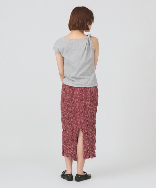 Ray BEAMS(レイビームス)の「アシンメトリー オフショルダー Tシャツ(Tシャツ/カットソー・レディース・ライトグレー/ブラック・ONE SIZE)」の5枚目の写真