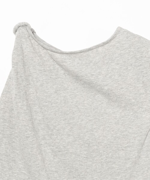 Ray BEAMS(レイビームス)の「アシンメトリー オフショルダー Tシャツ(Tシャツ/カットソー・レディース・ライトグレー/ブラック・ONE SIZE)」の12枚目の写真