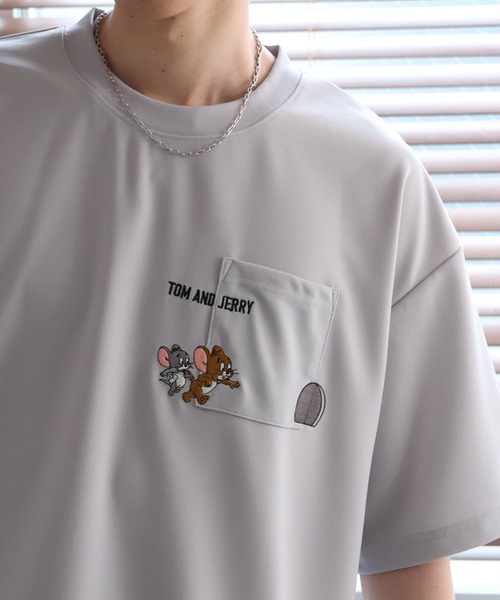 Tom&Jerry(トムアンドジェリー)の「【Tom & Jerry/トム & ジェリー】アムンゼン ポケット付き ロゴ 半袖Tシャツ(Tシャツ/カットソー・メンズ・ダークブルー/スミクロ/ライトグレー/ホワイト・M/L/LL)」の4枚目の写真
