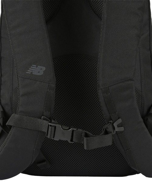 NEW BALANCE(ニューバランス)の「バックパックブラックアウトエディション(バックパック/リュック・メンズ・ブラック・ONE SIZE)」の8枚目の写真