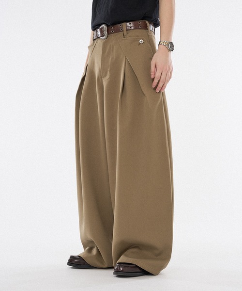 WISH FOR EVER(ウィッシュフォーエバー)の「CROSS TUCK WIDE SLACKS / クロスタックワイドスラックス(スラックス・メンズ・チャコールグレー/ベージュ/ブラウン・MEDIUM/SMALL/LARGE)」の21枚目の写真