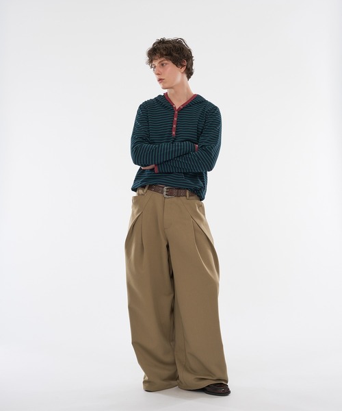WISH FOR EVER(ウィッシュフォーエバー)の「CROSS TUCK WIDE SLACKS / クロスタックワイドスラックス(スラックス・メンズ・チャコールグレー/ベージュ/ブラウン・MEDIUM/SMALL/LARGE)」の17枚目の写真