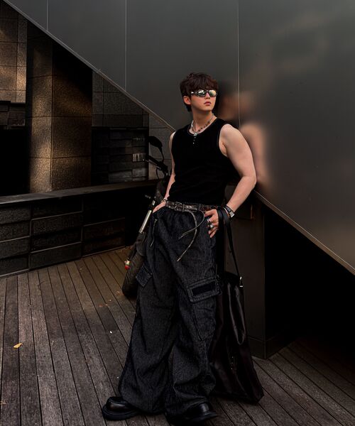 RSSC(アールエスエスシー)の「LEATHER MIXED SLEEVELESS - BLACK(Tシャツ/カットソー・レディース・その他・0/1/2)」の11枚目の写真