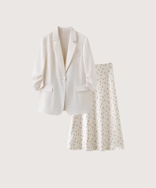 LA POMME petit(ラポミ・プチ)の「Ivory Motif Relaxed Jacket 3 Items Set Up(セットアップ・レディース・アイボリー・LARGE/MEDIUM/SMALL)」の1枚目の写真