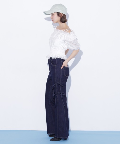 JILL by JILL STUART（ジルバイジルスチュアート）の「サイドリボンフレアデニム（デニムパンツ・レディース・ネイビー/ブルー・MEDIUM/SMALL）」の6枚目の写真