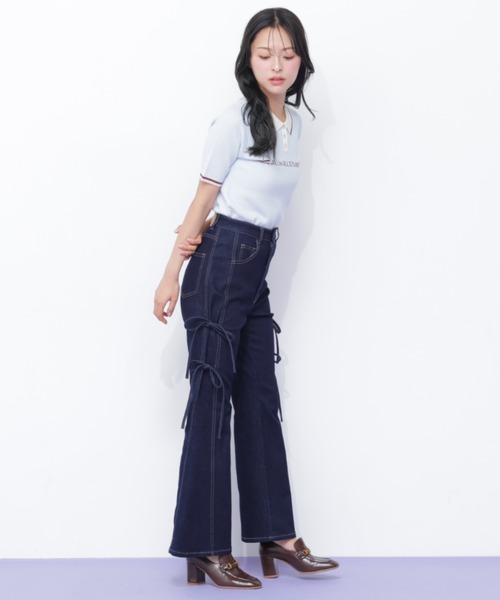 JILL by JILL STUART（ジルバイジルスチュアート）の「サイドリボンフレアデニム（デニムパンツ・レディース・ネイビー/ブルー・MEDIUM/SMALL）」の18枚目の写真