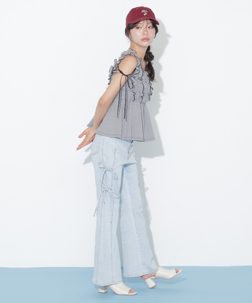 JILL by JILL STUART（ジルバイジルスチュアート）の「サイドリボンフレアデニム（デニムパンツ・レディース・ネイビー/ブルー・MEDIUM/SMALL）」の13枚目の写真