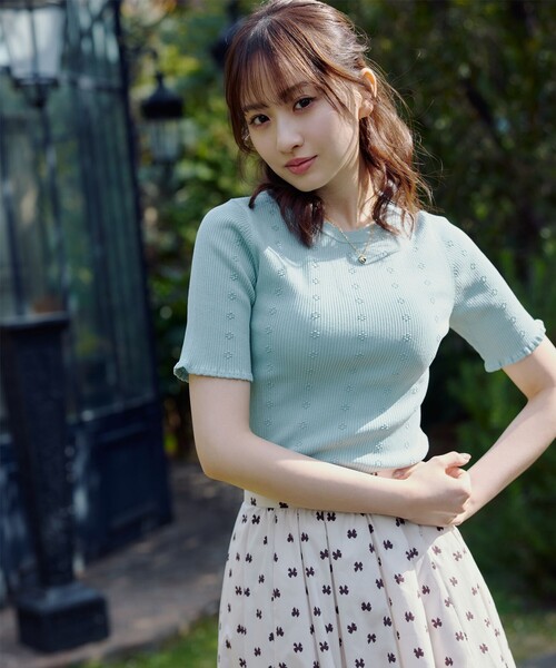 TOCCA(トッカ)の「STELLA BREEZE KNIT プルオーバー(ニット/セーター・レディース・ブラック系/ブルー系/アイボリー系・SMALL/MEDIUM)」の3枚目の写真