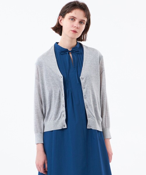 MACKINTOSH PHILOSOPHY(マッキントッシュ フィロソフィー)の「【WEB&一部店舗限定】【Heavenly Sheer Knit】ドルマンカーディガン(カーディガン/ボレロ・レディース・ダークネイビー/ライトイエロー/グレー系その他/ブルー・38)」の2枚目の写真