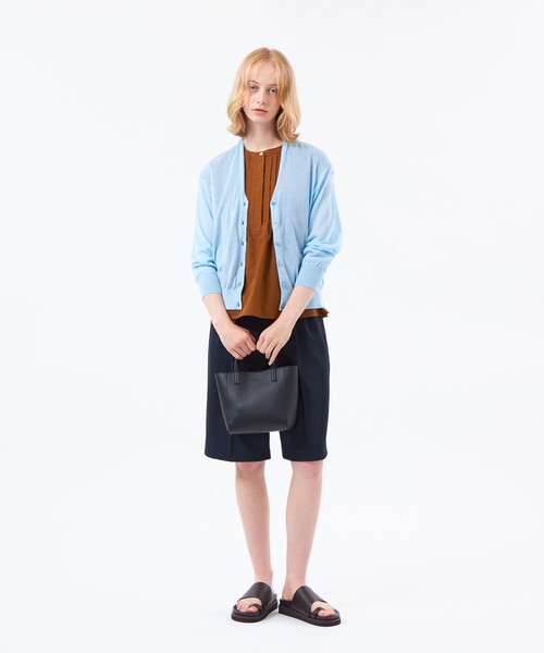 MACKINTOSH PHILOSOPHY(マッキントッシュ フィロソフィー)の「【WEB&一部店舗限定】【Heavenly Sheer Knit】ドルマンカーディガン(カーディガン/ボレロ・レディース・ダークネイビー/ライトイエロー/グレー系その他/ブルー・38)」の6枚目の写真
