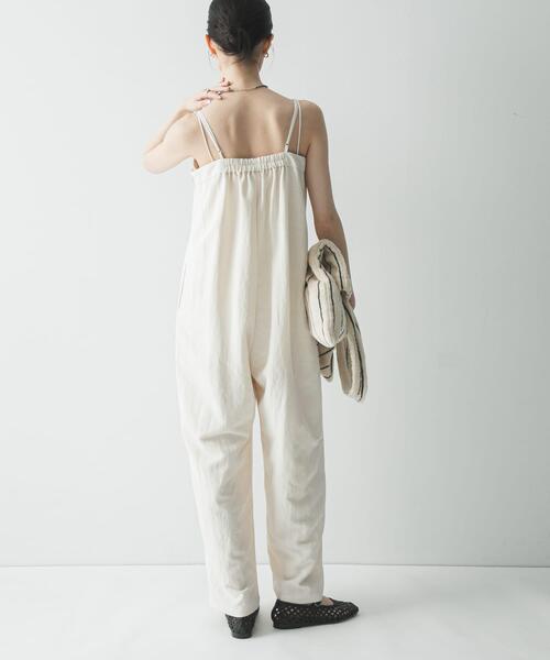 URBAN RESEARCH（アーバンリサーチ）の「タックデザインベアオールインワン（その他パンツ・レディース・ブラック/ホワイト系その他・36/38）」の10枚目の写真