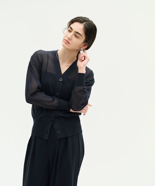 N.O.R.C(ノーク)の「【SARACO】Vネックフォルムニットカーディガン(ニット/セーター・レディース・ブラウン/レッド/オフホワイト/ネイビー/イエロー・フリー)」の21枚目の写真