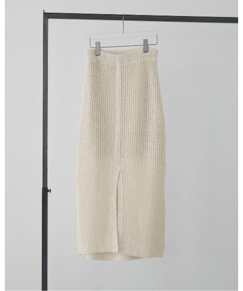 anuke（アンヌーク）の「Crochet Knit Skirt 62610804（スカート・メンズ・ブラック/オフホワイト・36/38）」の4枚目の写真