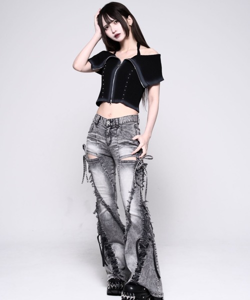 REFLEM(レフレム)の「『REFLEM/レフレム』オフショルZIPニットトップス(その他トップス・レディース・チャコールグレー/ブラック・FREE)」の6枚目の写真