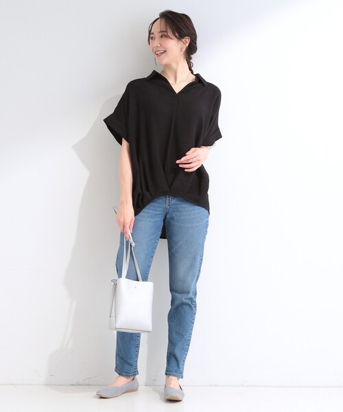 SHOO・LA・RUE(シューラルー)の「【ひんやり/S-LL/洗濯機可】インせず着られる 裾タック スキッパーシャツ(シャツ/ブラウス・レディース・ブラウン系/ブラック/ブルーグリーン/ナチュラル・03/02/04/01)」の11枚目の写真
