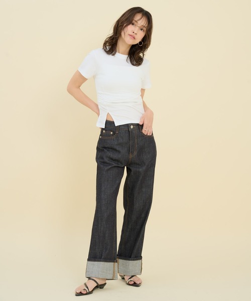 FMiBL(ファミル)の「スリットTシャツ(Tシャツ/カットソー・レディース・ホワイト/ブラック・FREE)」の8枚目の写真