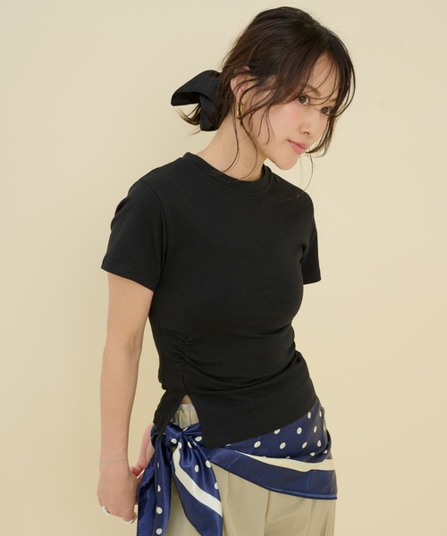 FMiBL(ファミル)の「スリットTシャツ(Tシャツ/カットソー・レディース・ホワイト/ブラック・FREE)」の11枚目の写真