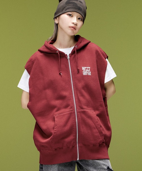 X-girl(エックスガール)の「SIGNBOARD LOGO ZIP UP SWEAT VEST(ベスト・レディース・アッシュ/ブラック/バーガンディー・S/M)」の1枚目の写真
