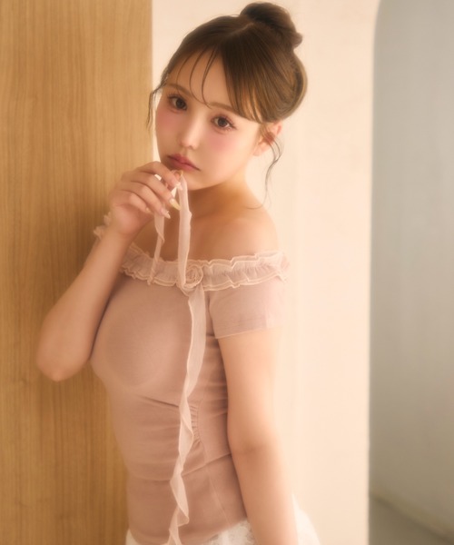 miune（ミューヌ）の「ローズフリルオフショルトップス（ニット/セーター・レディース・ピンク/アイボリー・FREE）」の21枚目の写真