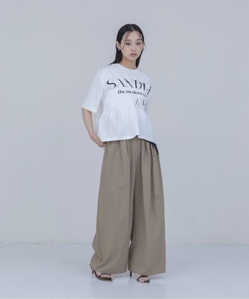 Eimee Law（エイミーロウ）の「ロゴプリント シャーリングTシャツ（Tシャツ/カットソー・レディース・ブラウン/ブラック/オフホワイト・FREE）」の4枚目の写真