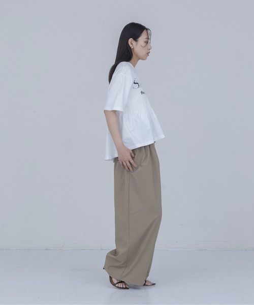Eimee Law（エイミーロウ）の「ロゴプリント シャーリングTシャツ（Tシャツ/カットソー・レディース・ブラウン/ブラック/オフホワイト・FREE）」の6枚目の写真