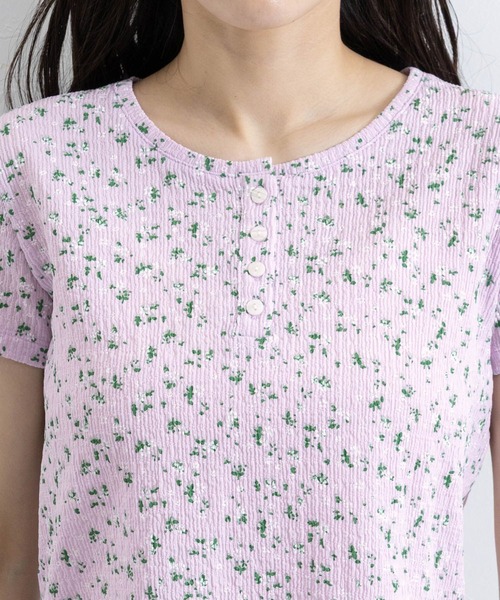 RAGEBLUE(レイジブルー)の「花柄コンパクトヘンリーネックTシャツ(Tシャツ/カットソー・レディース・ホワイト/パープル・FREE)」の13枚目の写真