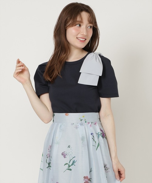 SWINGLE（スウィングル）の「【5/8(Fri)発売】ショルダーリボンカットソー（Tシャツ/カットソー・レディース・ピンク/オフホワイト/ブラック/ネイビー・FREE）」の19枚目の写真