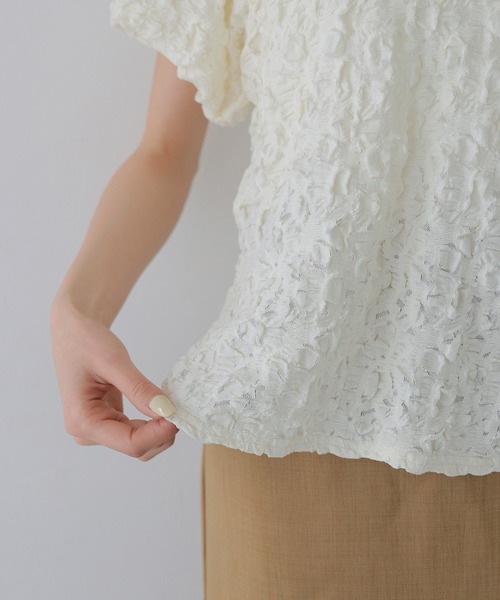 CLEIO（クレイオ）の「【CLEIO】ふくれジャガード２WAYパフスリーブプルオーバー BUBBLE JACQUARD 2WAY PUFF SLEEVE PULLOVER（Tシャツ/カットソー・レディース・アイボリー/チャコールグレー/ブラウン・FREE）」の10枚目の写真