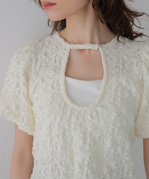 CLEIO（クレイオ）の「【CLEIO】ふくれジャガード２WAYパフスリーブプルオーバー BUBBLE JACQUARD 2WAY PUFF SLEEVE PULLOVER（Tシャツ/カットソー・レディース・アイボリー/チャコールグレー/ブラウン・FREE）」の11枚目の写真