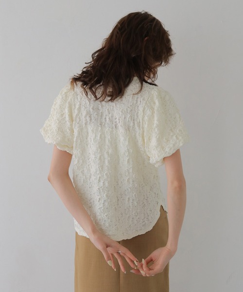 CLEIO（クレイオ）の「【CLEIO】ふくれジャガード２WAYパフスリーブプルオーバー BUBBLE JACQUARD 2WAY PUFF SLEEVE PULLOVER（Tシャツ/カットソー・レディース・アイボリー/チャコールグレー/ブラウン・FREE）」の8枚目の写真