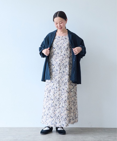yuni(ユニ )の「washer R/Cotton tailored shirts(テーラードジャケット・レディース・ネイビー・FREE)」の2枚目の写真