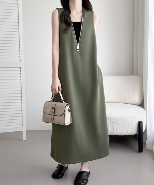 ABITOKYO(アビトーキョー)の「ジップアップVネックジャンパースカート(ジャンパースカート・レディース・カーキ/ブラック/チャコールグレー・M/L)」の13枚目の写真