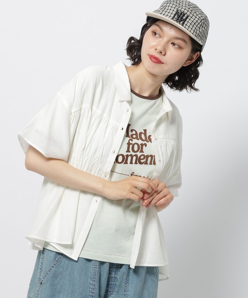 niko and...(ニコアンド)の「フロントシャーリングシャツ(シャツ/ブラウス・レディース・セージグリーン/オフホワイト/ダークブラウン/オレンジ・MEDIUM/LARGE)」の10枚目の写真
