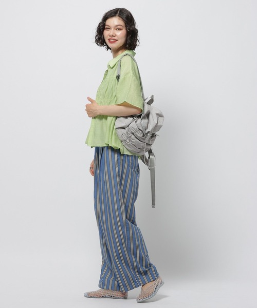 niko and...(ニコアンド)の「フロントシャーリングシャツ(シャツ/ブラウス・レディース・セージグリーン/オフホワイト/ダークブラウン/オレンジ・MEDIUM/LARGE)」の19枚目の写真