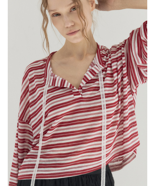 Sorry,Too Much Love(ソーリートゥーマッチラブ)の「Cropped Stripe Loose Fit Collar Top_Red(Tシャツ/カットソー・レディース・その他・FREE)」の1枚目の写真