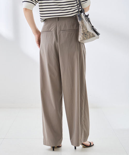 journal standard L'essage(ジャーナルスタンダードレサージュ)の「《追加/撥水/UVカット/手洗い可》WATER REPELLENT/UVカットパンツ(スラックス・レディース・グレー/ベージュ/ブラック・36/38)」の4枚目の写真