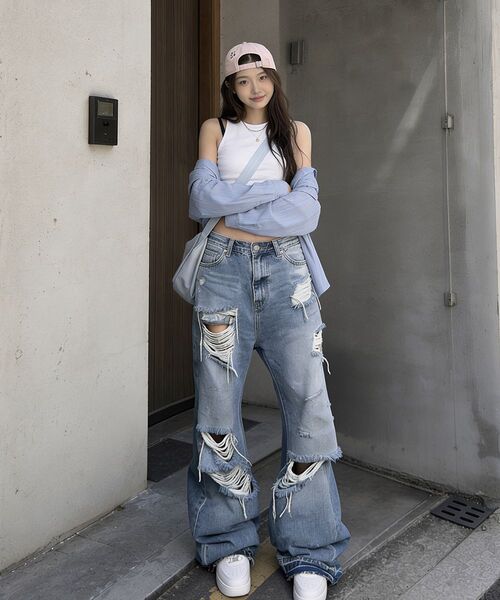 ARTISTWEAR(アーティストウェア)の「セミブーツカットバンディングデニムパンツ(デニムパンツ・レディース・その他・SMALL/MEDIUM/LARGE/X-LARGE/XX-LARGE)」の12枚目の写真
