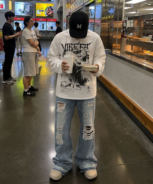 ARTISTWEAR(アーティストウェア)の「セミブーツカットバンディングデニムパンツ(デニムパンツ・レディース・その他・SMALL/MEDIUM/LARGE/X-LARGE/XX-LARGE)」の7枚目の写真