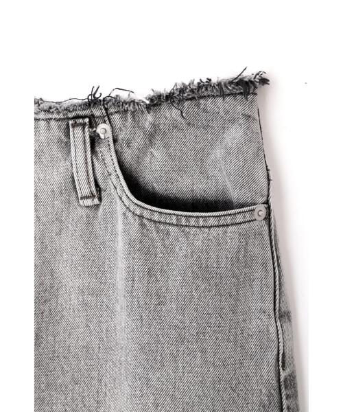 YLEVE(イレーヴ)の「YLEVE / 13.5oz DENIM SKIRT FADE(デニムスカート・レディース・ブルー/ブラック・2/1/0)」の6枚目の写真