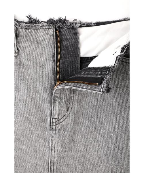 YLEVE(イレーヴ)の「YLEVE / 13.5oz DENIM SKIRT FADE(デニムスカート・レディース・ブルー/ブラック・2/1/0)」の8枚目の写真