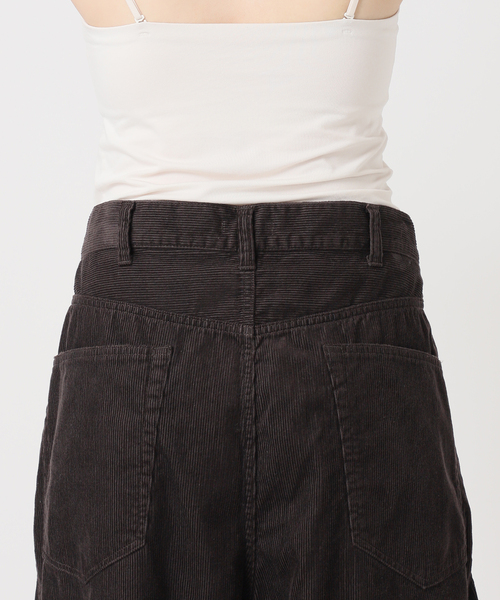 Uhr（ウーア）の「Uhr/ウーア Wide Corduroy Pants パンツ（その他パンツ・レディース・ネイビー/ブラウン・36/38）」の7枚目の写真