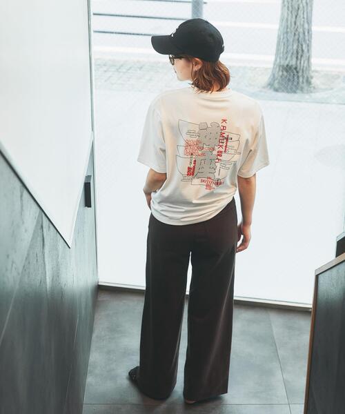 Collaboration URBAN RESEARCH(コラボレーションアーバンリサーチ)の「KAMUKURA×UR T-SHIRTS Bowls(Tシャツ/カットソー・メンズ・ホワイト/チャコールグレー/ホワイト系その他/レッド/ブラウン・LARGE/MEDIUM/SMALL)」の12枚目の写真