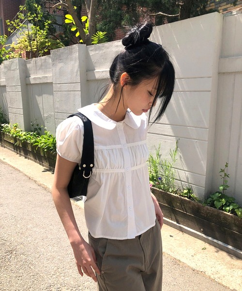 STAY MOTION（ステイモーション）の「【WEB限定】丸襟パフスリーブ小花柄ブラウス［骨格ウェーブ／フェミニン／ガーリー／韓国ファッション］（シャツ/ブラウス・レディース・オフホワイト/ホワイト系その他・F）」の2枚目の写真