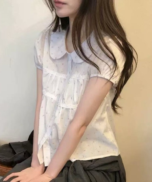 STAY MOTION（ステイモーション）の「【WEB限定】丸襟パフスリーブ小花柄ブラウス［骨格ウェーブ／フェミニン／ガーリー／韓国ファッション］（シャツ/ブラウス・レディース・オフホワイト/ホワイト系その他・F）」の3枚目の写真